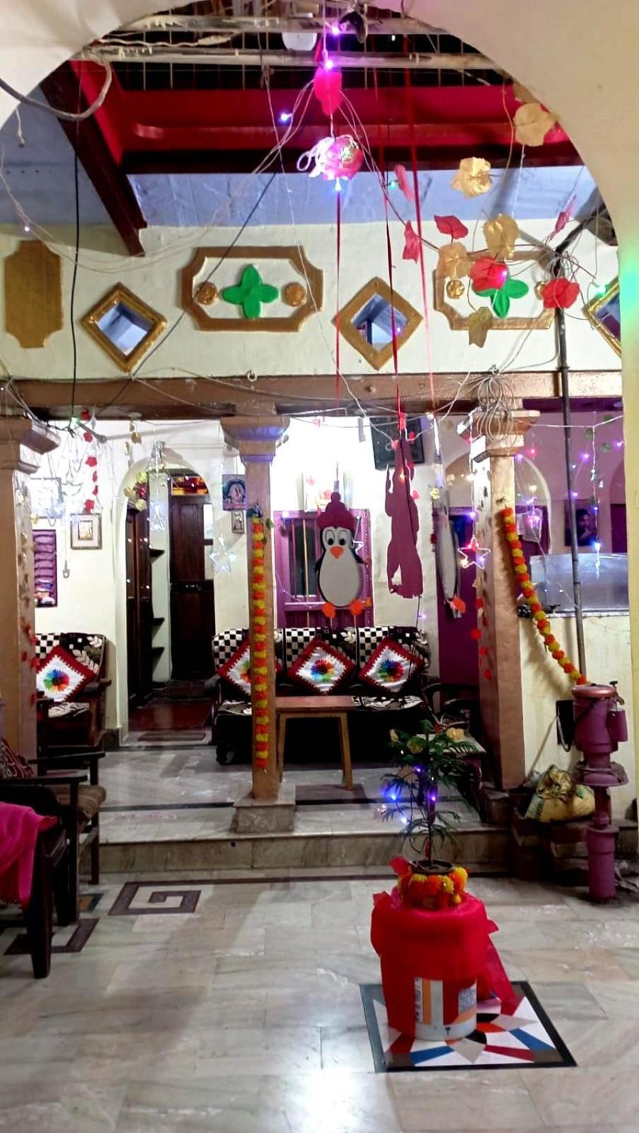 Tiwari Palace Modern Vision Guest House Βαρανάσι Εξωτερικό φωτογραφία
